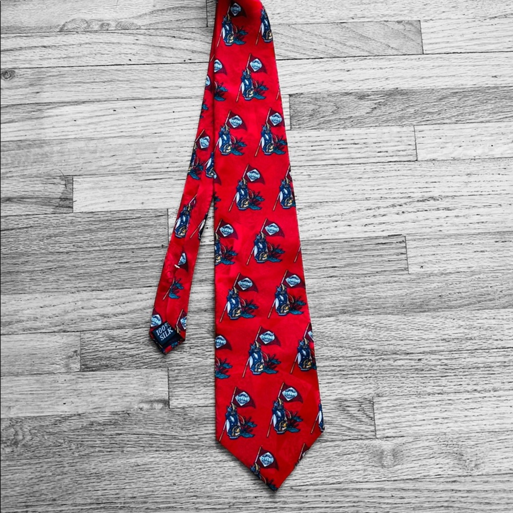 Golf tie